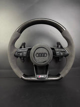 Volant Audi sport RS  fibre de carbone et alcantara /suédine